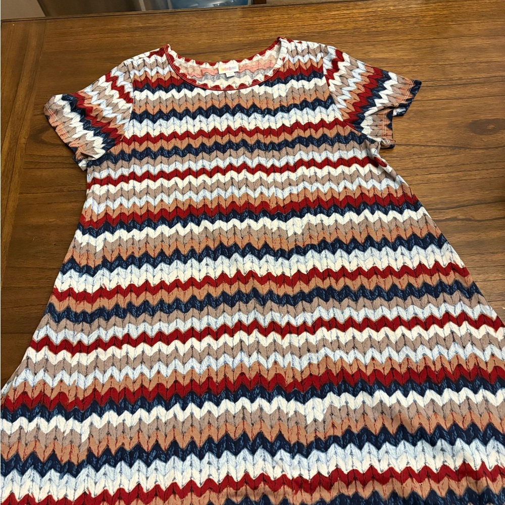 LuLaRoe Red and Blue Chevron tunic top plus size 2X 2XL new